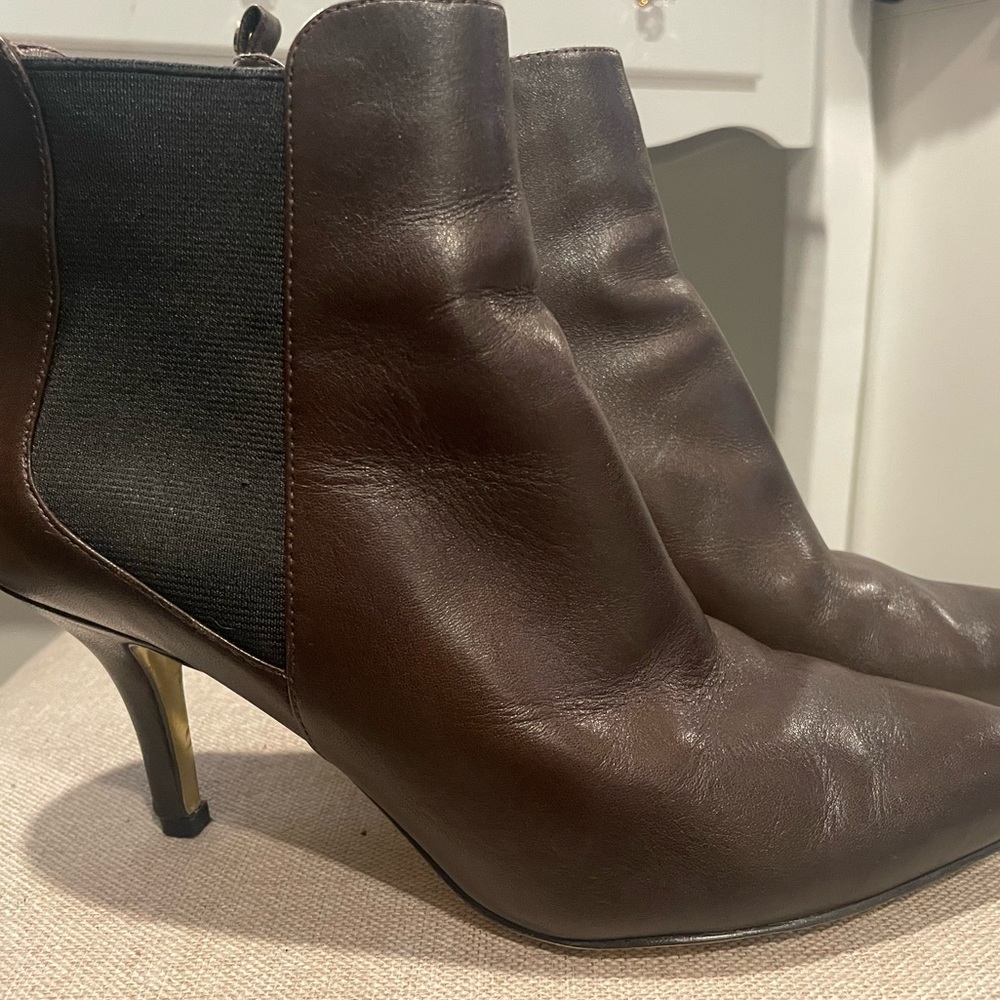 Michael Kors Brown Booties, size 7M